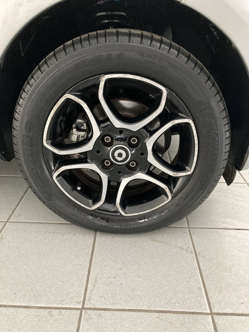 smart forfour usata a Barletta-Andria-Trani (12)