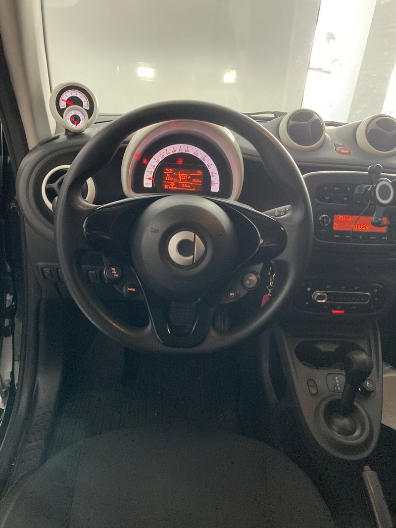 smart forfour usata a Barletta-Andria-Trani (7)