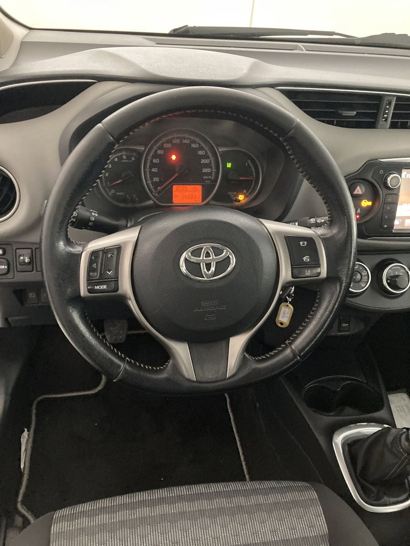 Toyota Yaris usata a Barletta-Andria-Trani (10)