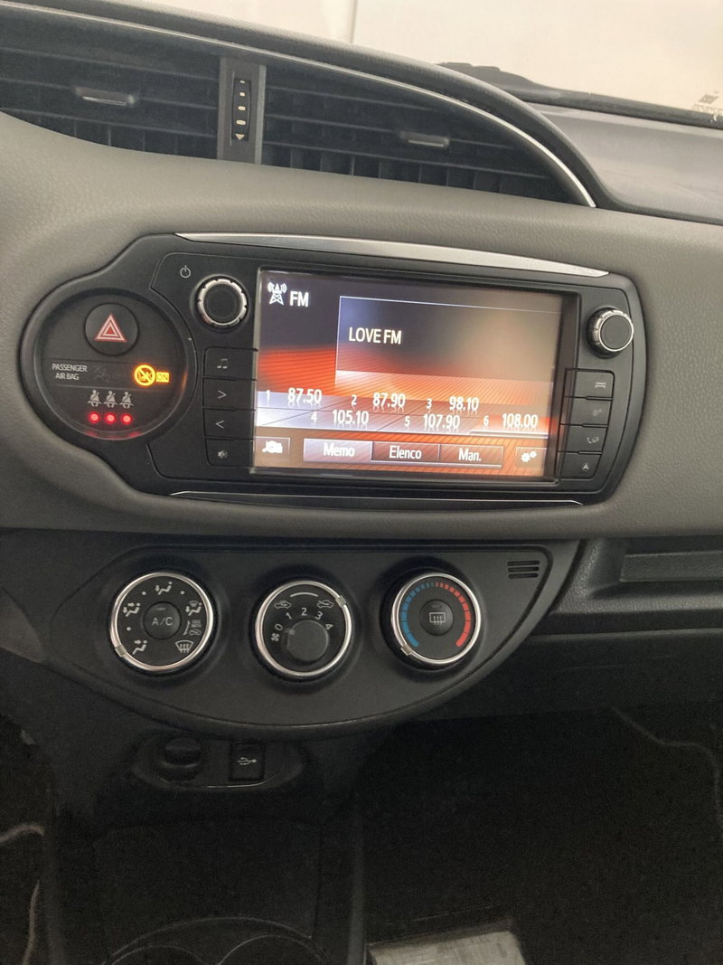 Toyota Yaris usata a Barletta-Andria-Trani (12)