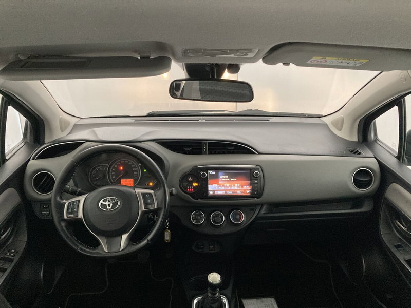 Toyota Yaris usata a Barletta-Andria-Trani (13)