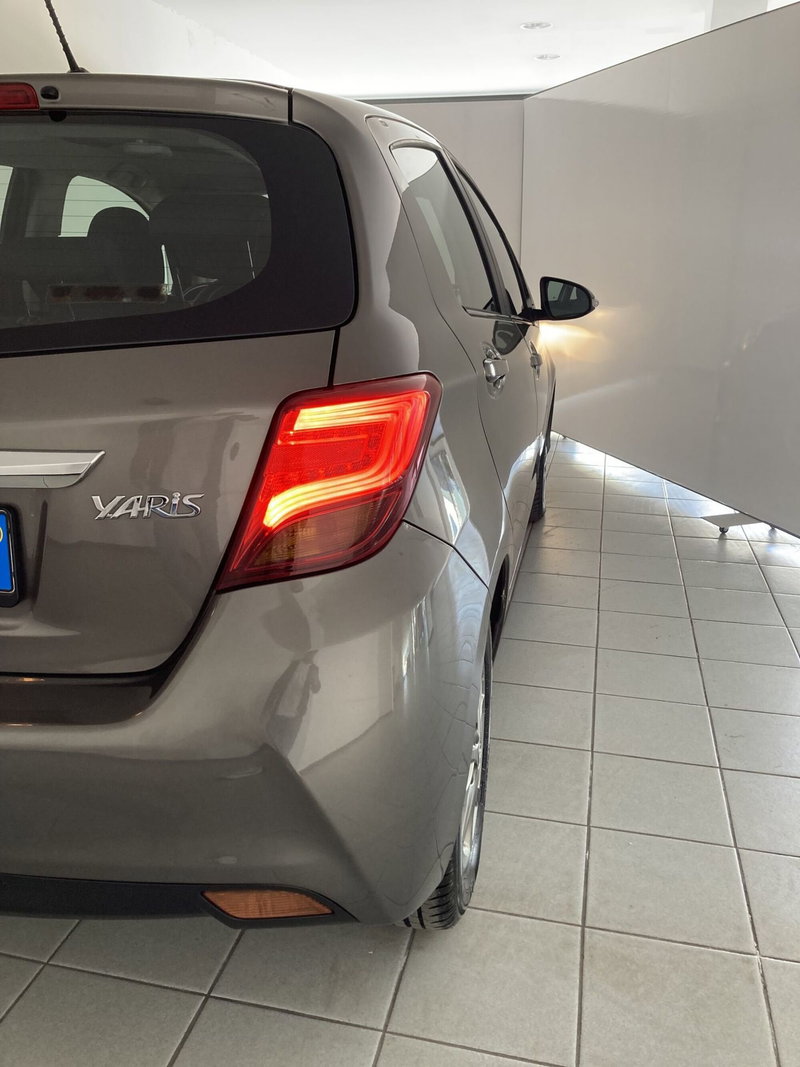 Toyota Yaris usata a Barletta-Andria-Trani (17)