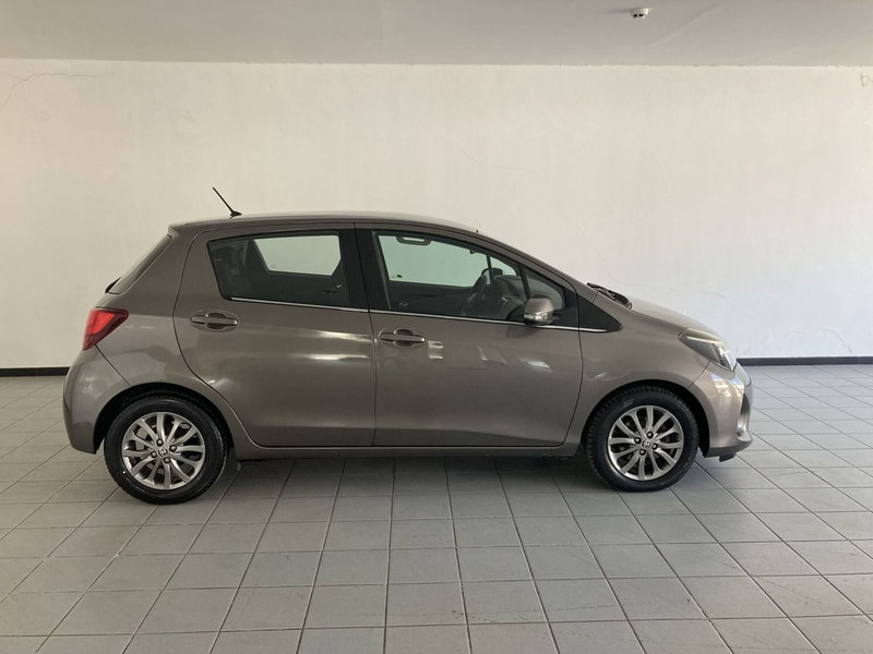 Toyota Yaris usata a Barletta-Andria-Trani (3)