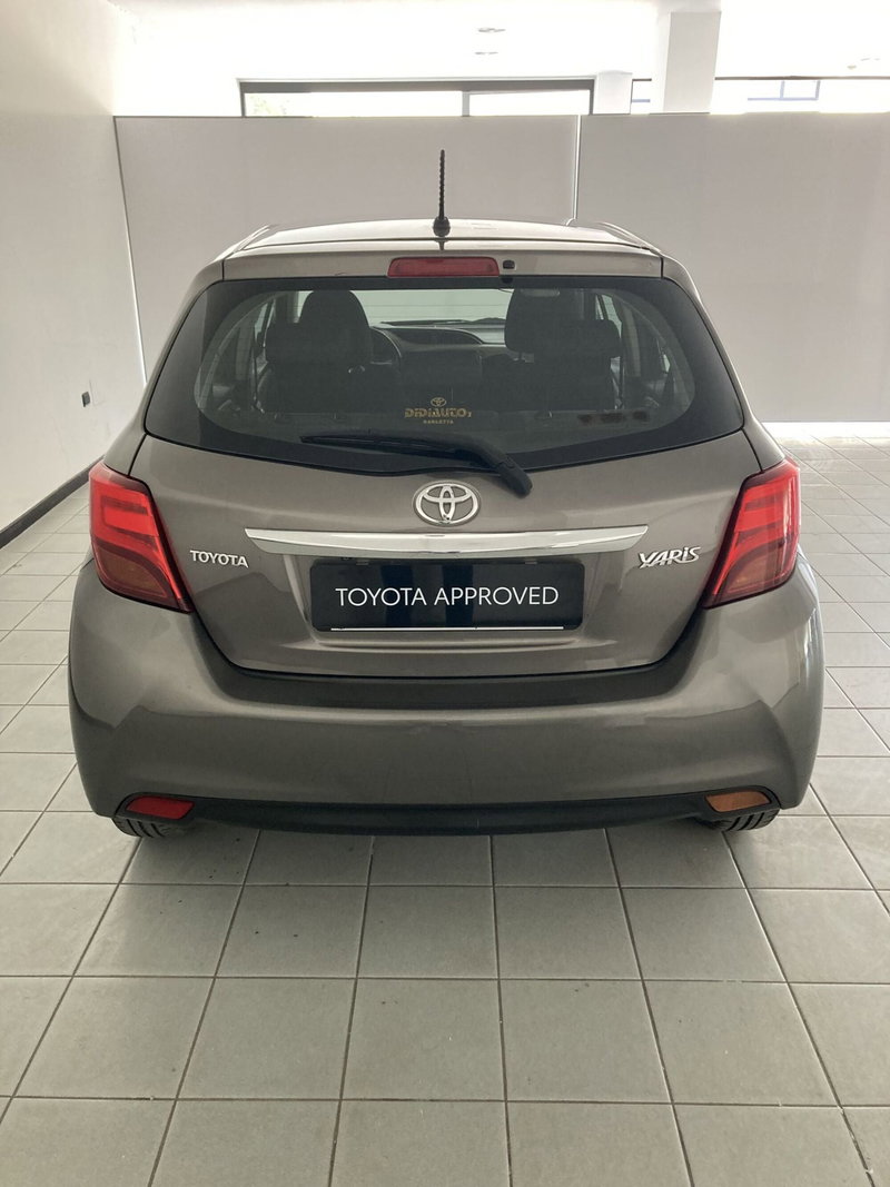 Toyota Yaris usata a Barletta-Andria-Trani (4)