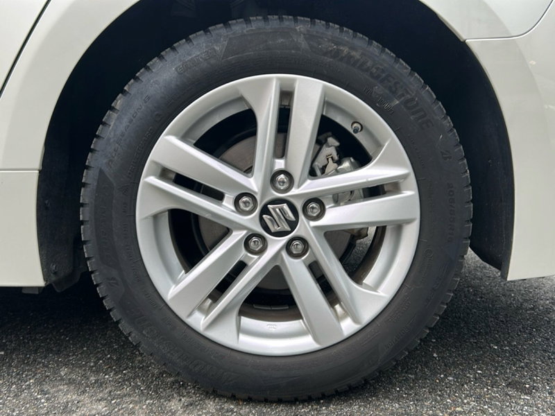 Suzuki Swace usata a Vercelli (11)