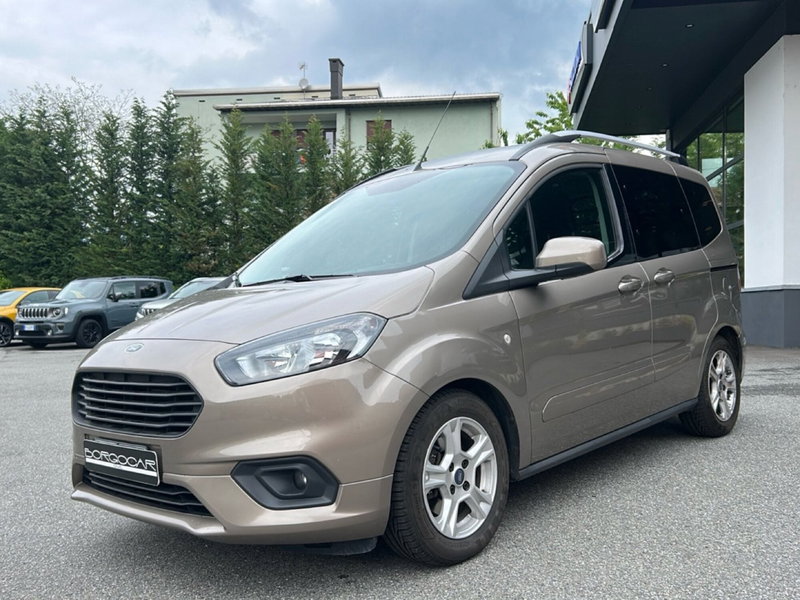 Ford Tourneo Courier usata a Vercelli (3)