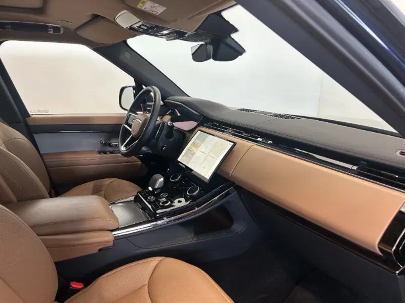 Land Rover Range Rover Sport usata a Venezia (10)