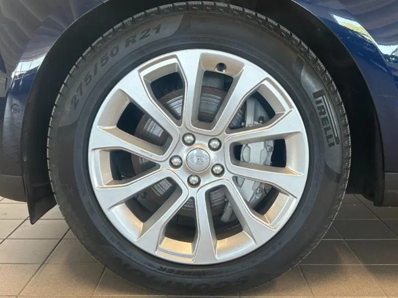 Land Rover Range Rover Sport usata a Venezia (15)