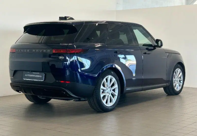 Land Rover Range Rover Sport usata a Venezia (5)