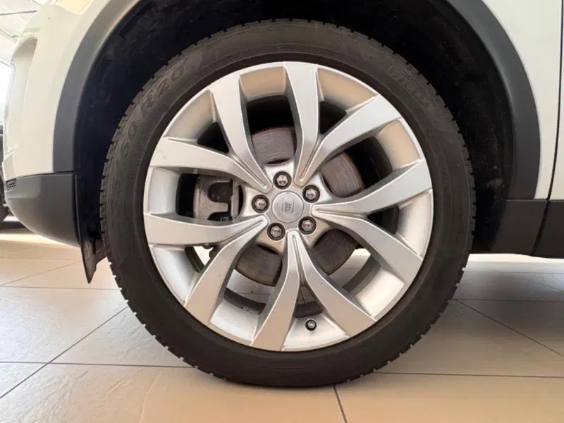 Land Rover Discovery Sport usata a Venezia (3)