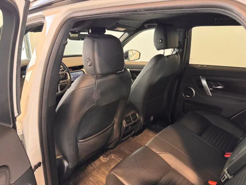 Land Rover Discovery Sport usata a Venezia (5)