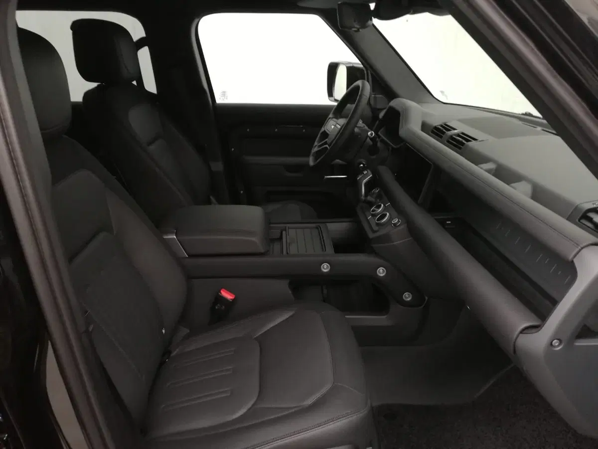 Land Rover Defender usata a Ascoli Piceno (3)