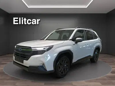 Subaru Forester 2.0 e-Boxer MHEV CVT Lineartronic 4dventure nuova a Dormelletto