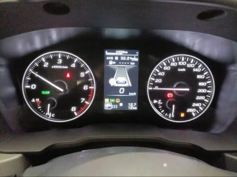Subaru Forester nuova a Novara (16)