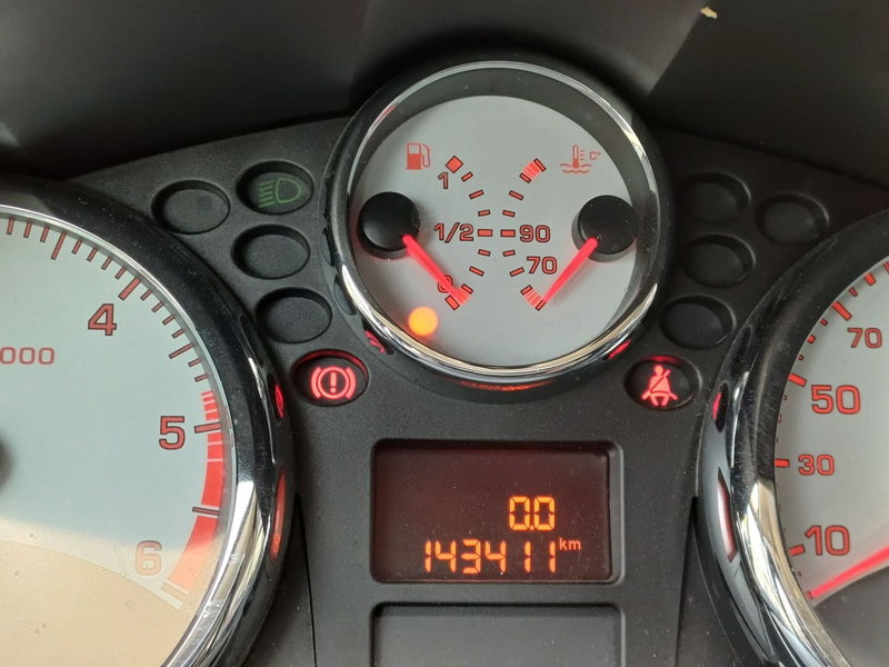 Peugeot 207 usata a Modena (10)