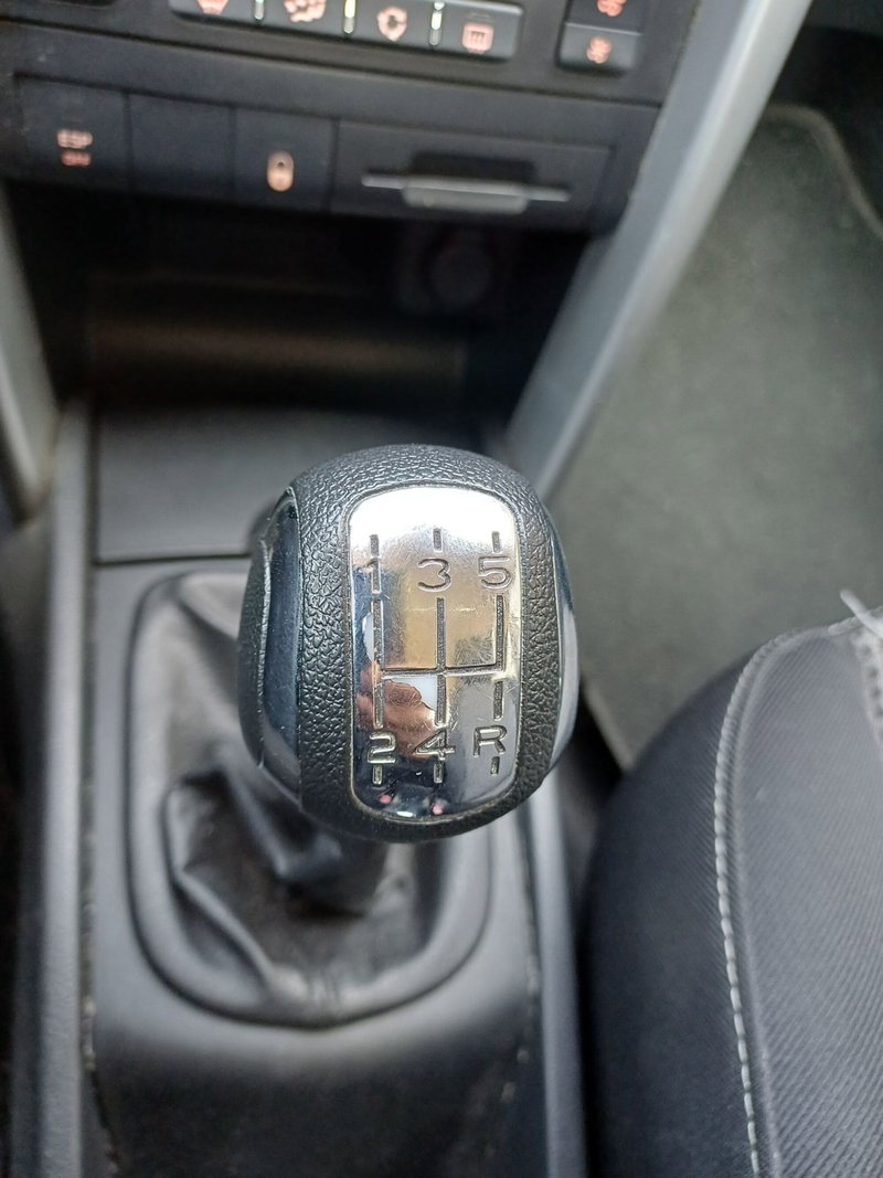 Peugeot 207 usata a Modena (15)