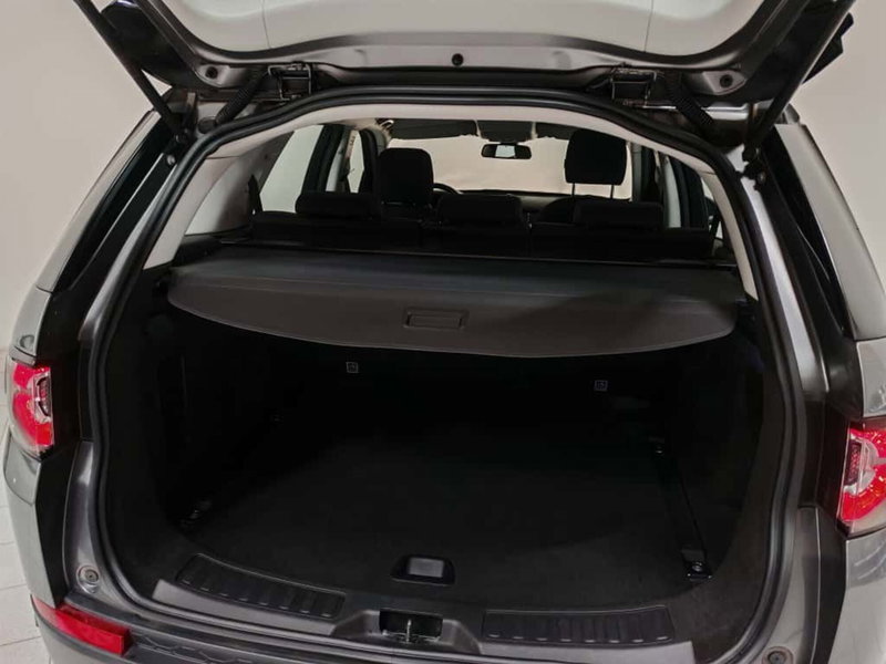 Land Rover Discovery Sport usata a Verbano Cusio Ossola (13)