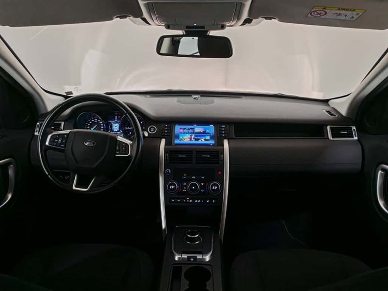 Land Rover Discovery Sport usata a Verbano Cusio Ossola (4)