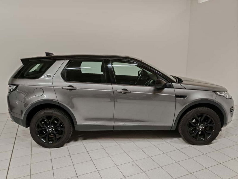 Land Rover Discovery Sport usata a Verbano Cusio Ossola (6)