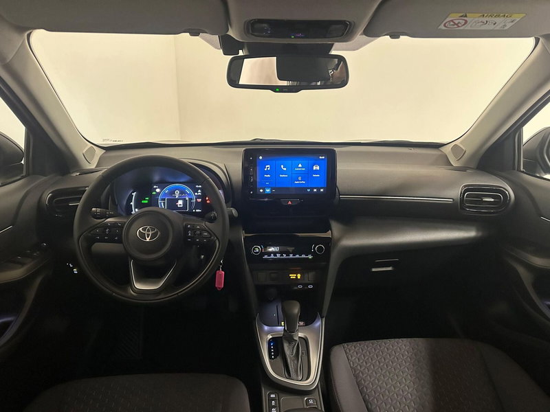 Toyota Yaris Cross nuova a Verbano Cusio Ossola (4)