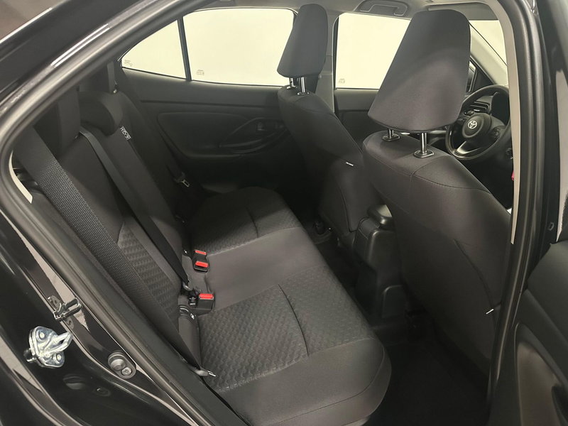 Toyota Yaris Cross nuova a Verbano Cusio Ossola (5)