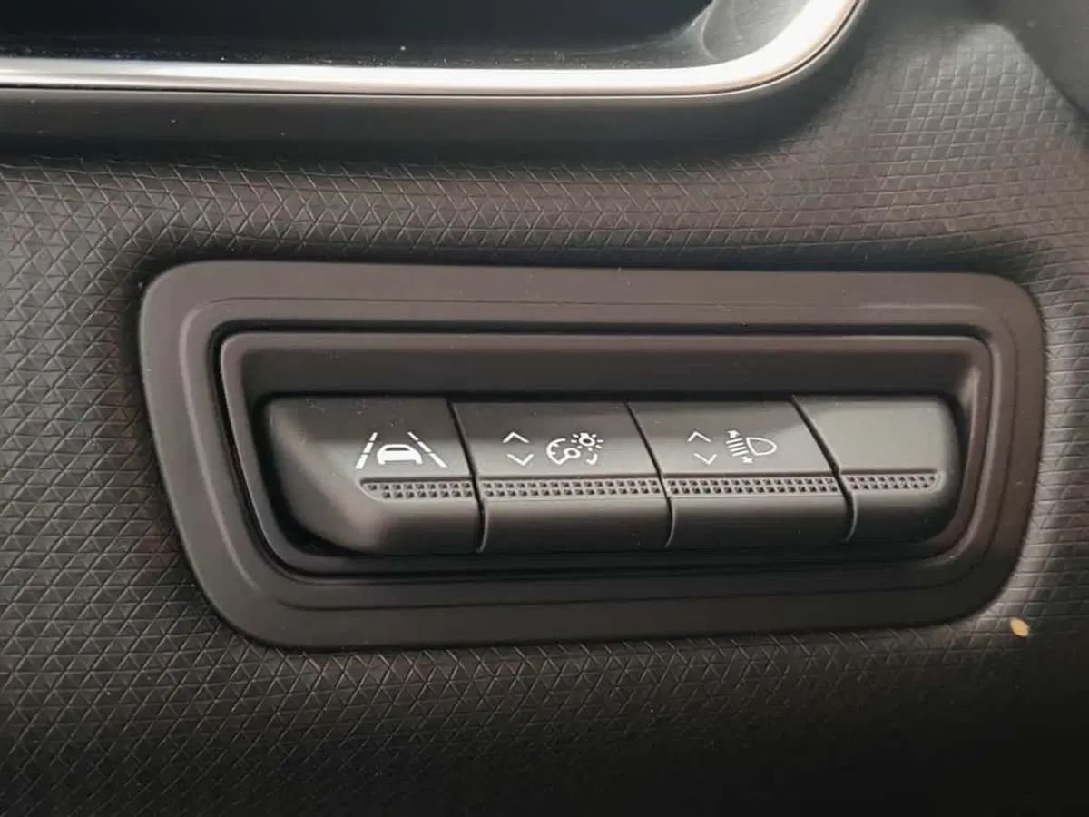 Renault Clio usata a Verbano Cusio Ossola (12)