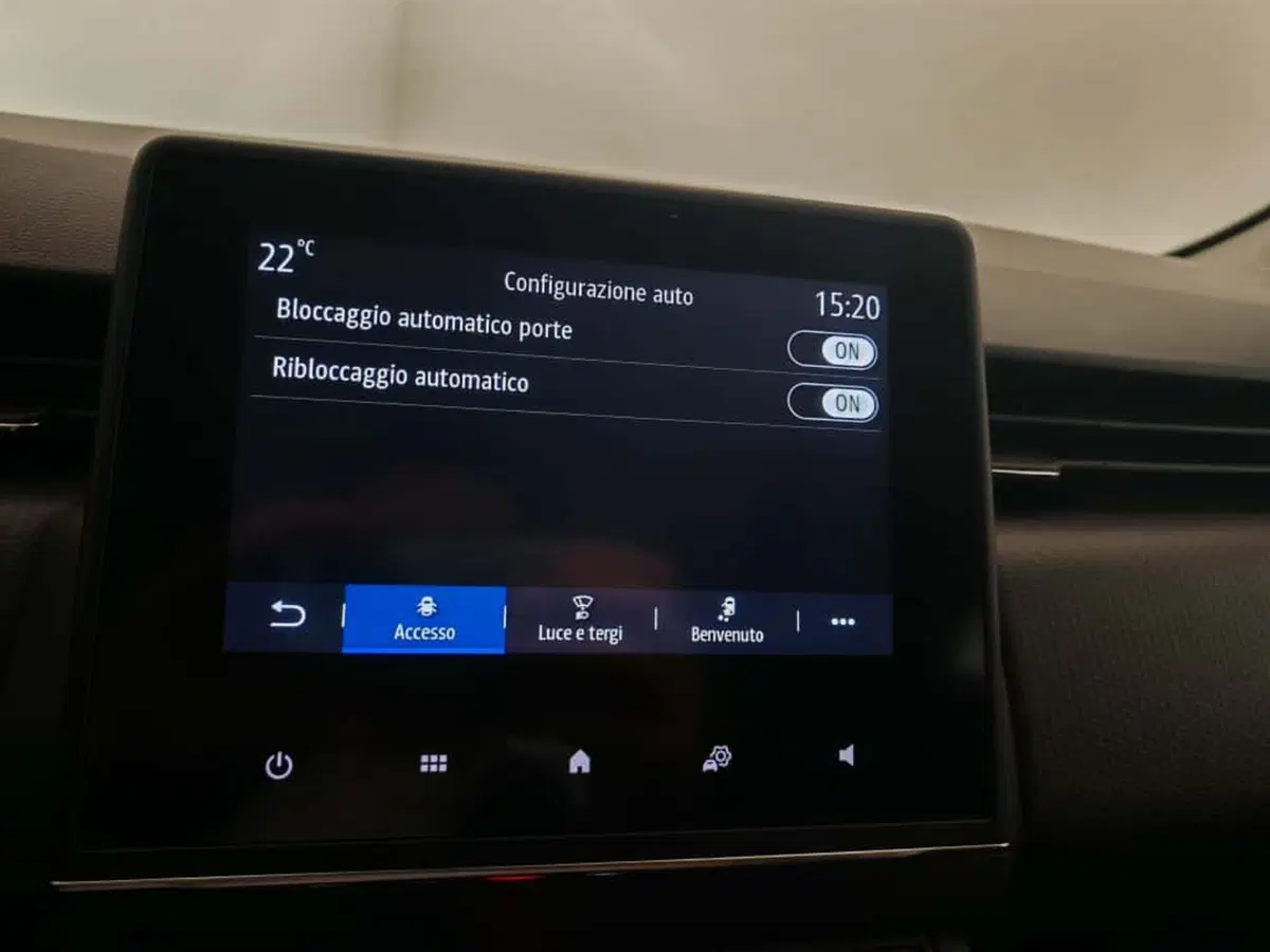 Renault Clio usata a Verbano Cusio Ossola (18)