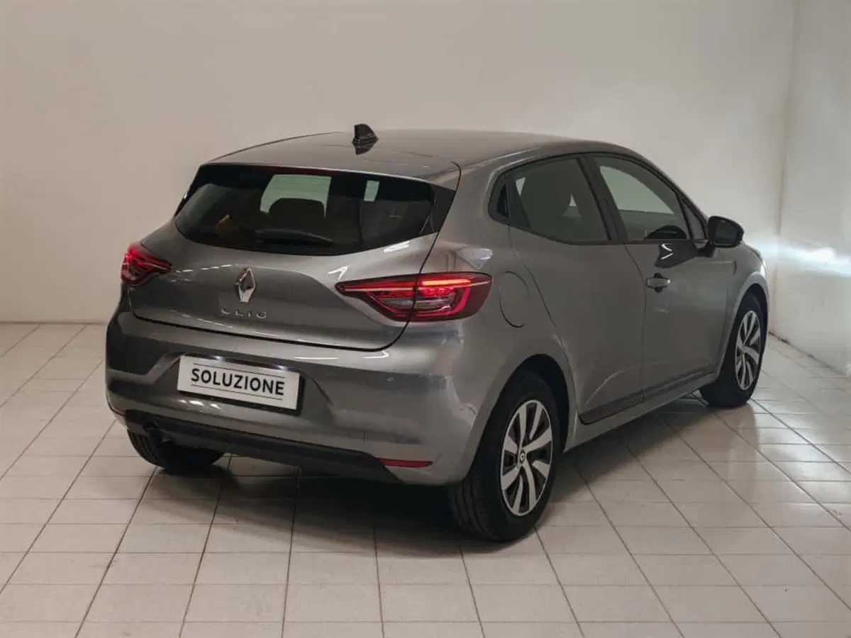Renault Clio usata a Verbano Cusio Ossola (2)