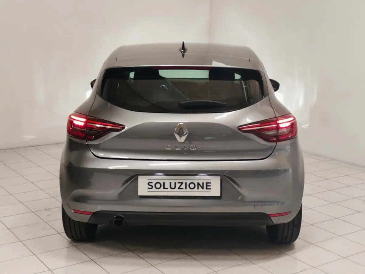 Renault Clio usata a Verbano Cusio Ossola (8)