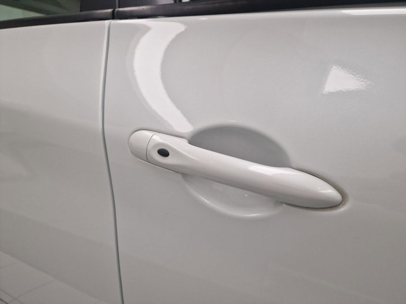 Renault Zoe usata a Verbano Cusio Ossola (20)