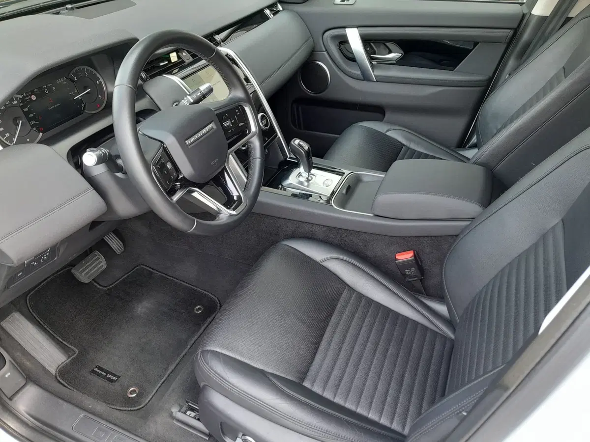 Land Rover Discovery Sport usata a Cuneo (10)