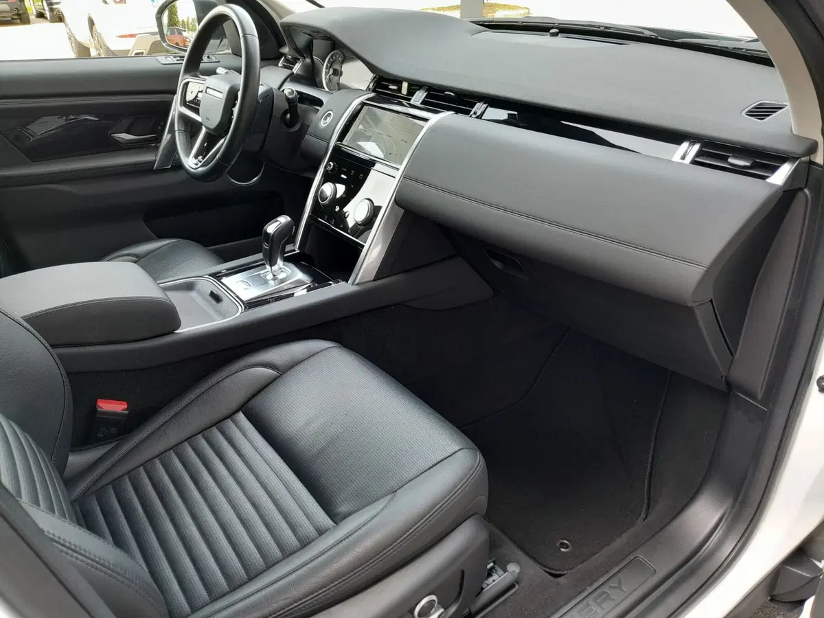 Land Rover Discovery Sport usata a Cuneo (11)