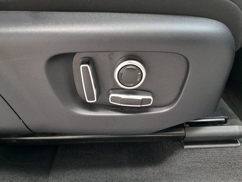 Land Rover Discovery Sport usata a Cuneo (15)