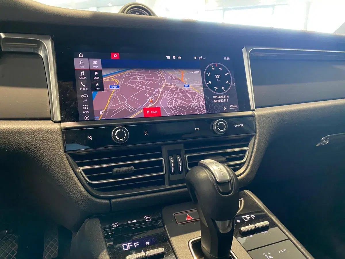 Porsche Macan usata a Firenze (16)