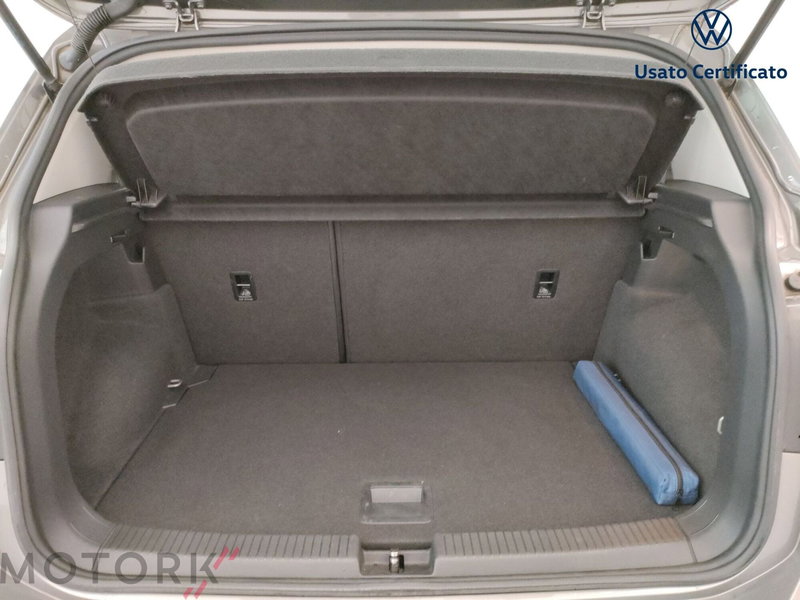 Volkswagen T-Cross usata a Varese (9)