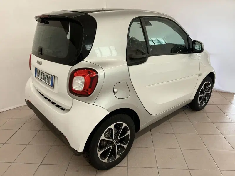 smart Fortwo usata a Catanzaro (3)