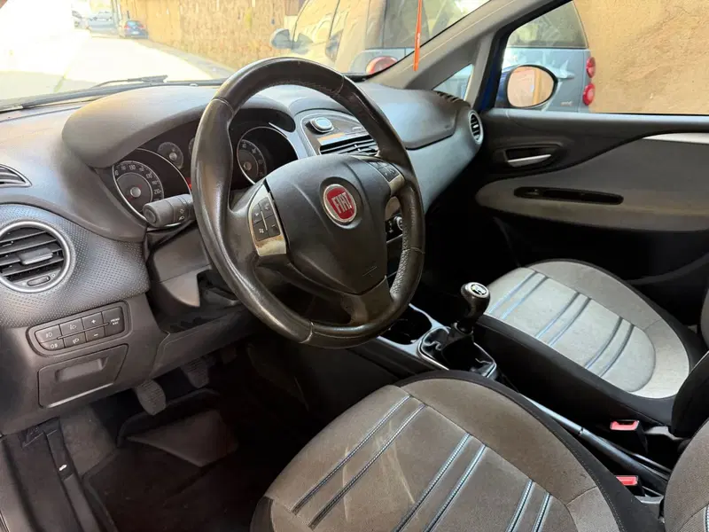Fiat Grande Punto usata a Genova (6)