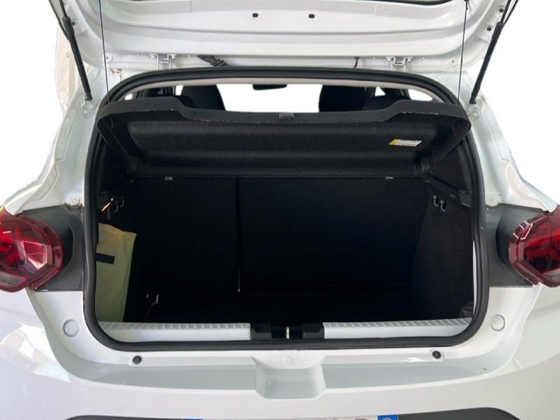 Dacia Sandero usata a Roma (10)