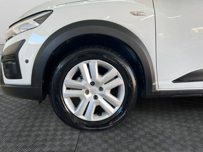 Dacia Sandero usata a Roma (9)