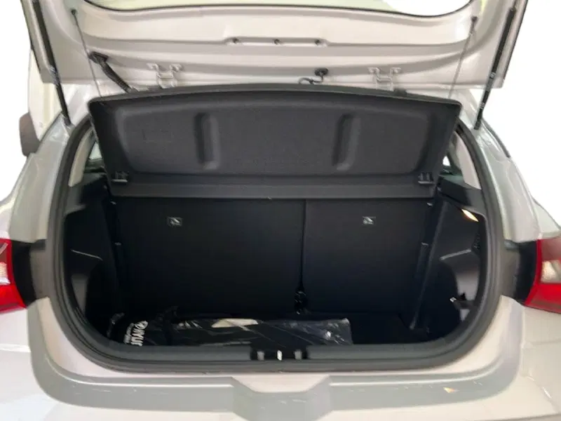 Hyundai i20 nuova a Roma (10)
