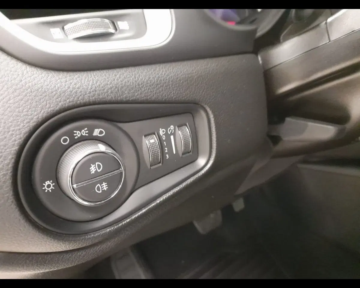 Jeep Renegade usata a Alessandria (18)