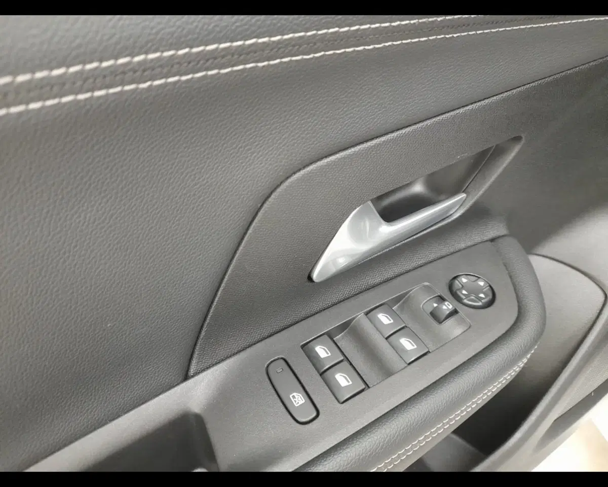Opel Mokka usata a Alessandria (11)