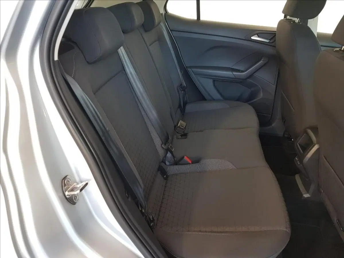 Volkswagen T-Cross usata a Lucca (12)