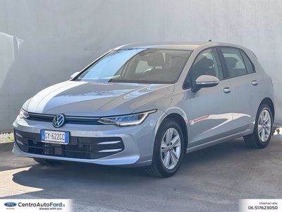 Volkswagen Golf 2.0 TDI SCR Life del 2025 usata a Albano Laziale
