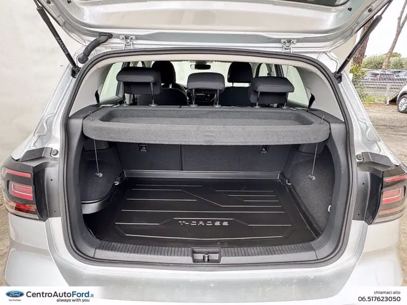 Volkswagen T-Cross usata a Roma (11)