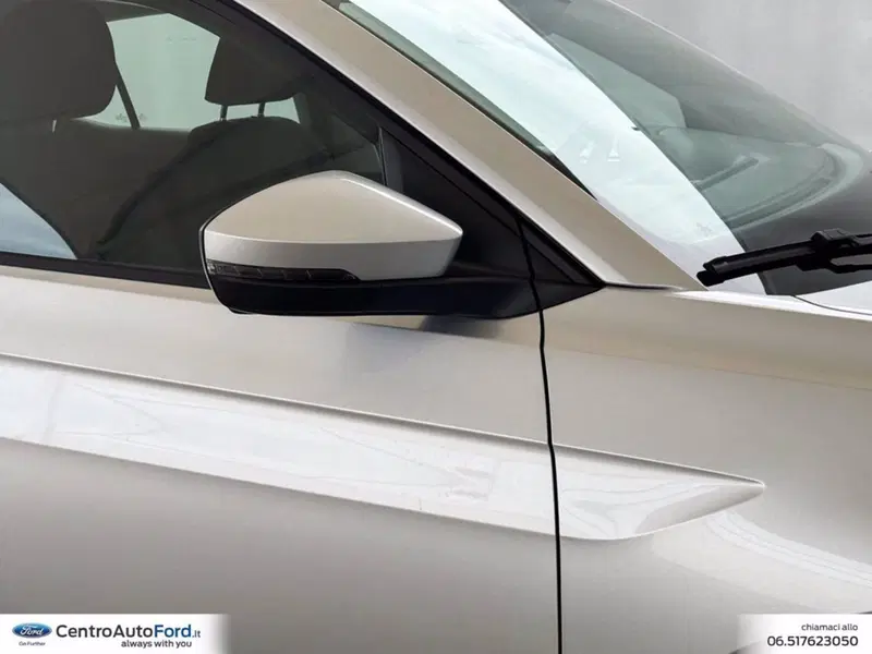 Volkswagen T-Cross usata a Roma (15)