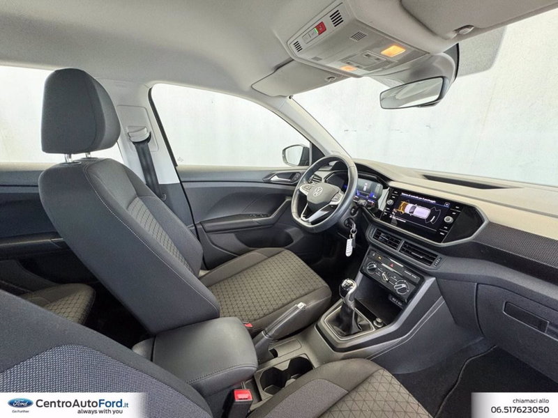 Volkswagen T-Cross usata a Roma (6)