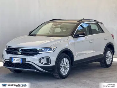 Volkswagen T-Roc 1.0 TSI Life del 2023 usata a Albano Laziale