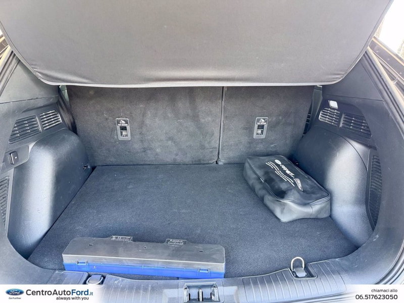 Ford Kuga usata a Roma (10)