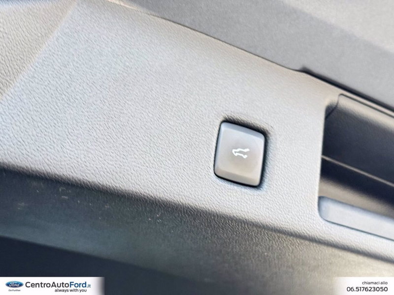 Ford Kuga usata a Roma (11)